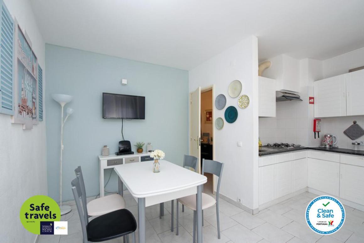 Lena'S Beach House By Hellovacations Албуфейра Екстериор снимка