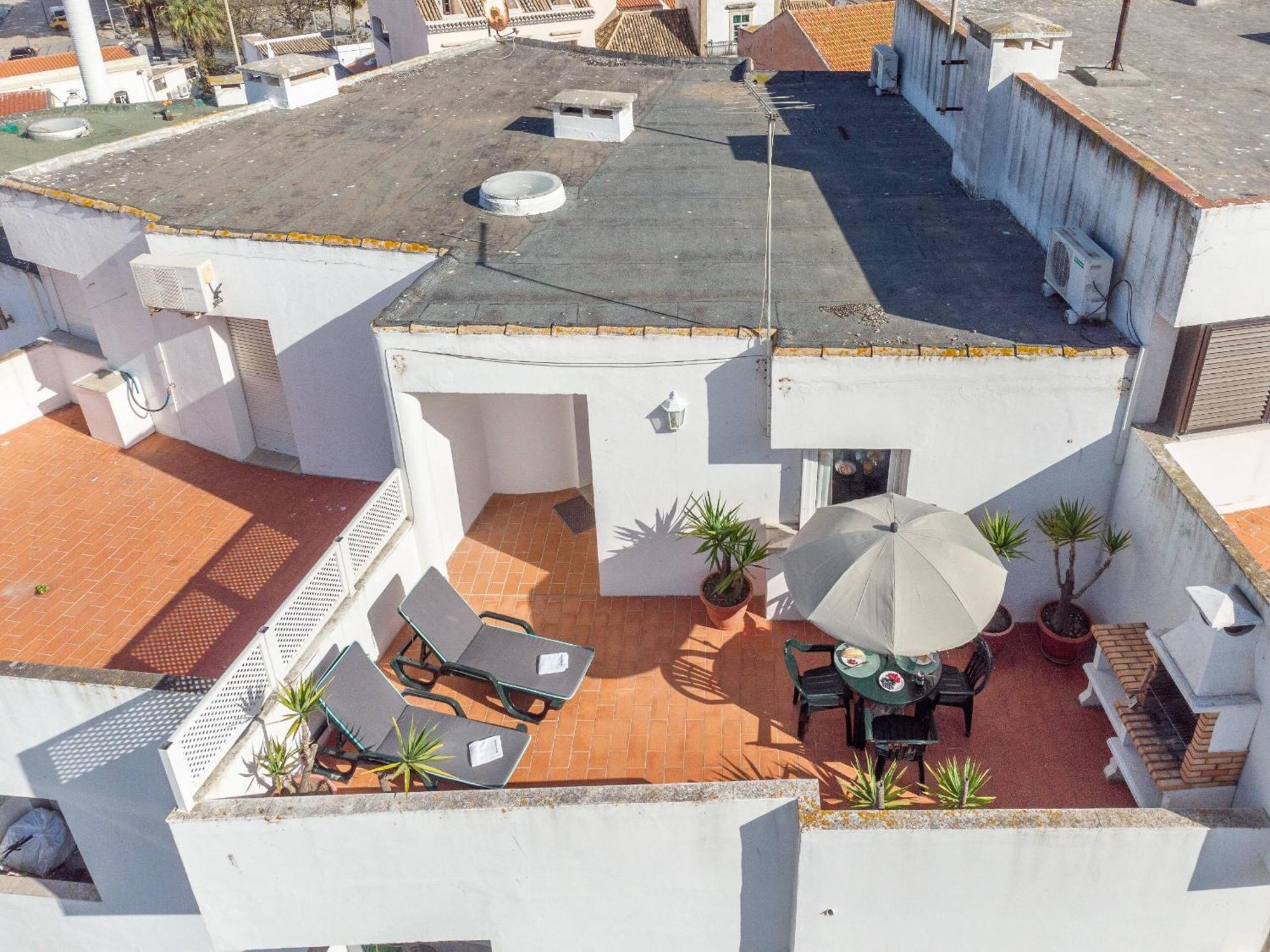 Lena'S Beach House By Hellovacations Албуфейра Екстериор снимка