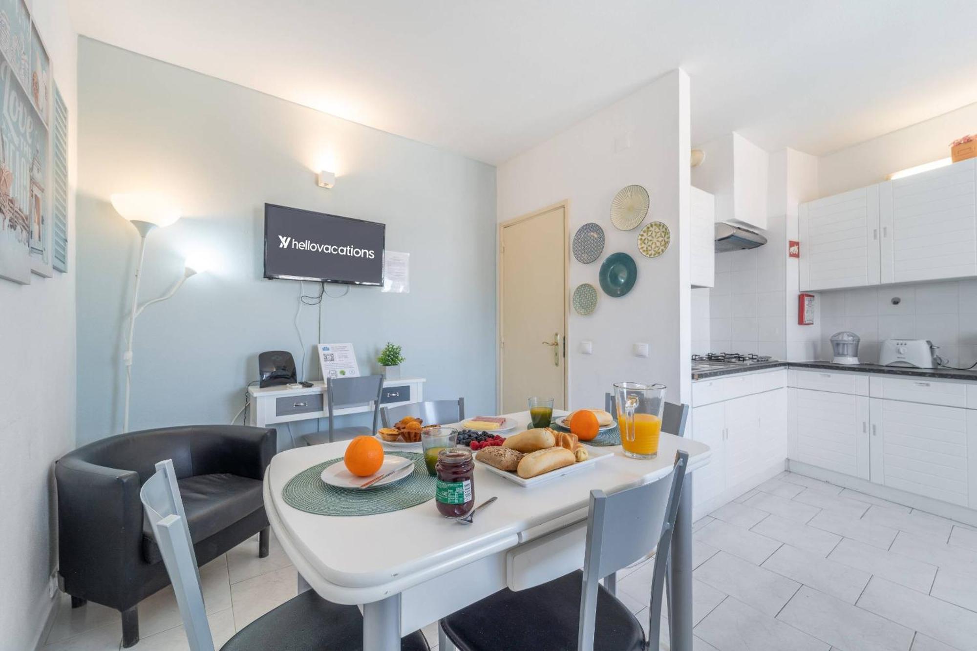 Lena'S Beach House By Hellovacations Албуфейра Екстериор снимка